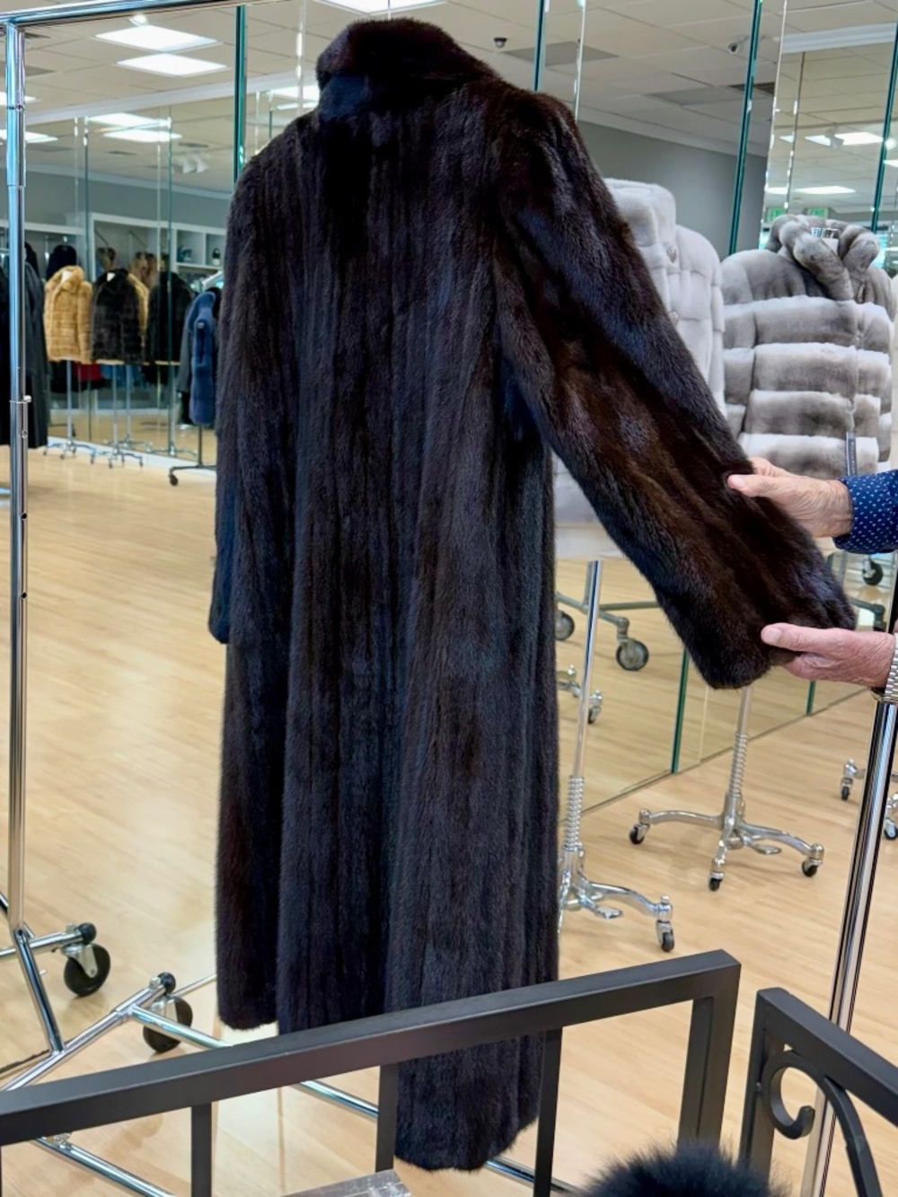 *(Clean in Cold Storage) Vintage Full-Length Denmark Ranch Female Mink Fur Coat